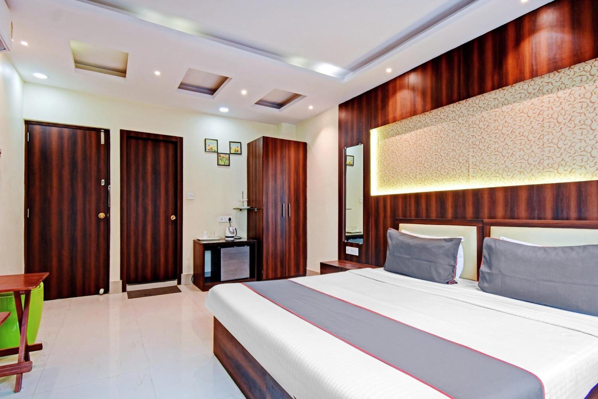 Collection O Motisarai Hotel Calcutta Buitenkant foto