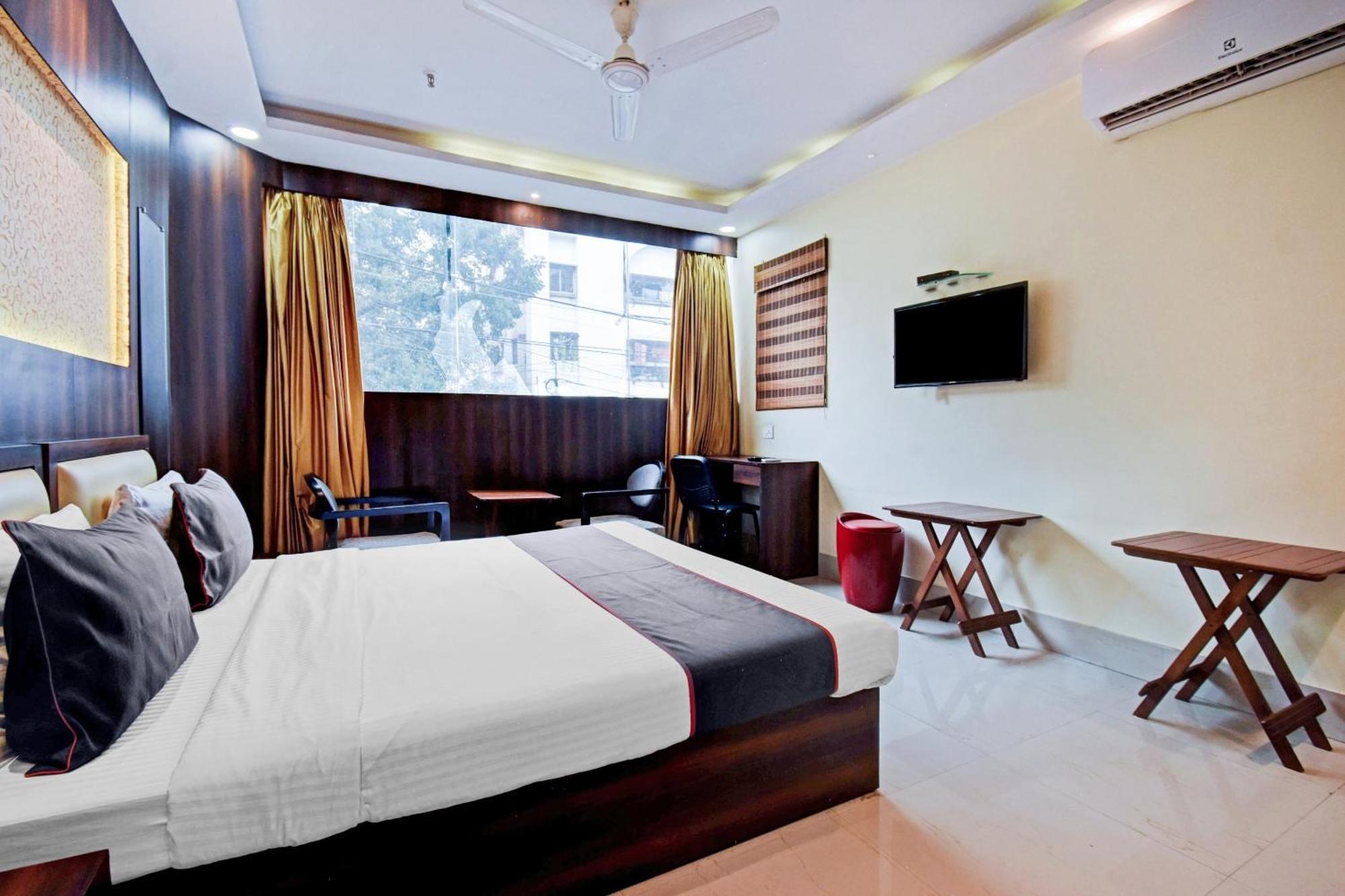 Collection O Motisarai Hotel Calcutta Buitenkant foto