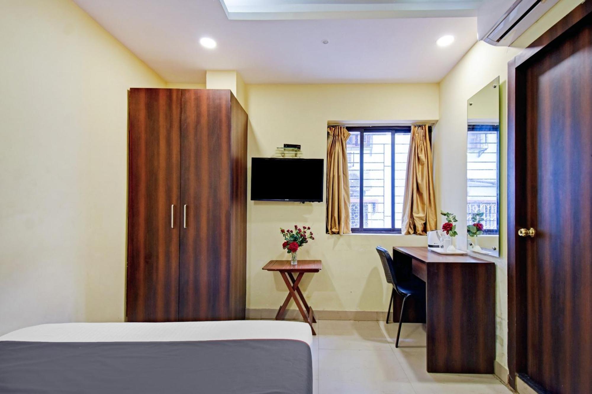 Collection O Motisarai Hotel Calcutta Buitenkant foto